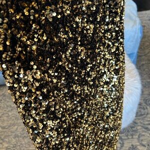 Banana Republic Gold Sequin Midi Skirt-NWT